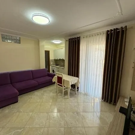 Csideappartment Apartament Wlora